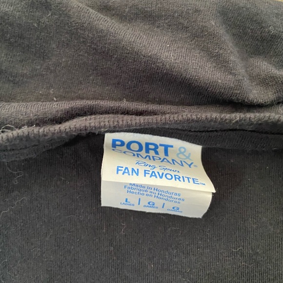 Women’s “Friends” Style Pregnancy Reveal V Neck Shirt Sz L - Picture 4 of 5